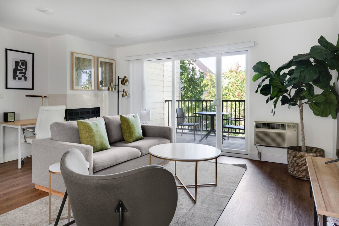 600 Park View Dr in Santa Clara, CA - Building Photo