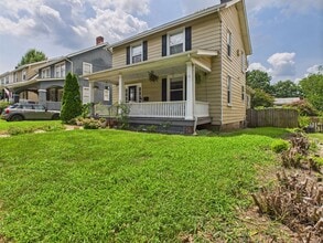 2714 Griffin Ave in Richmond, VA - Foto de edificio - Building Photo