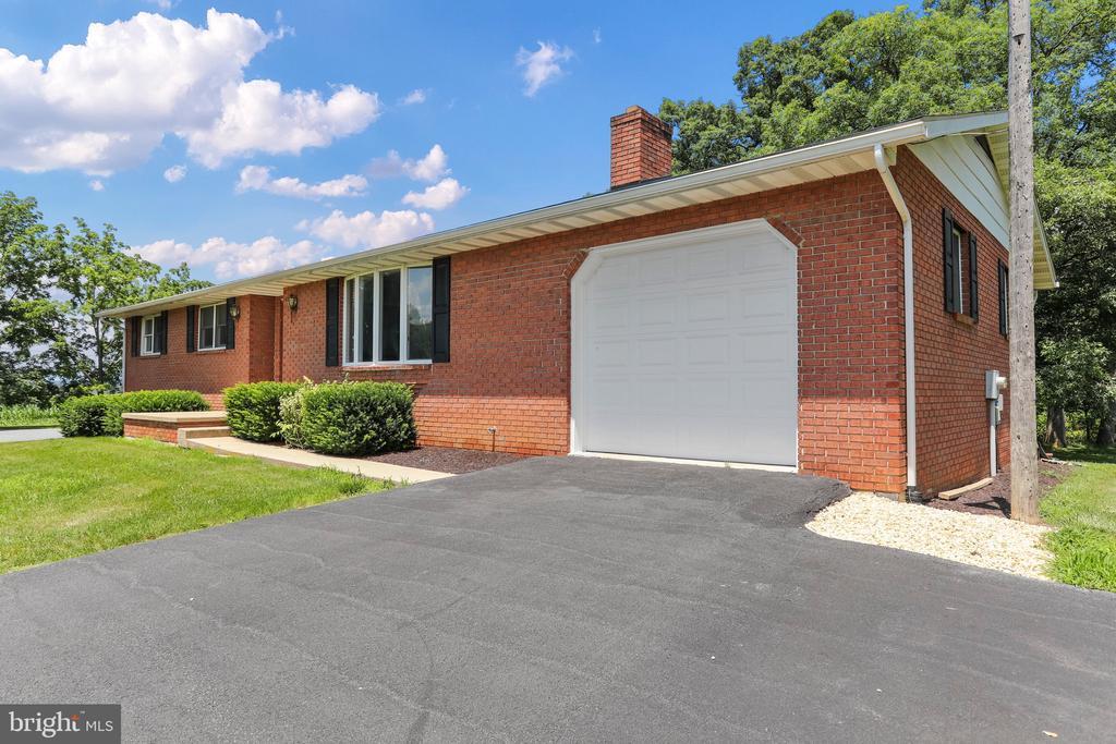 579 Overcash Rd in Chambersburg, PA - Building Photo