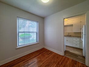 400 E 8th St in Tyler, TX - Building Photo - Building Photo