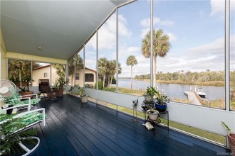 Waterfront Duplex in Crystal River, FL - Building Photo - Other