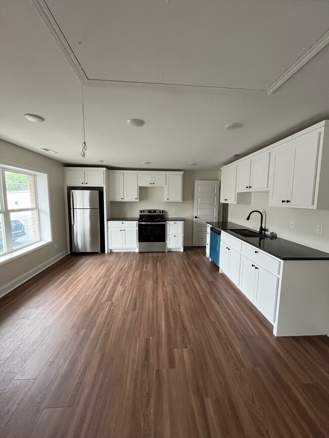property at 104 Old Memphis Rd