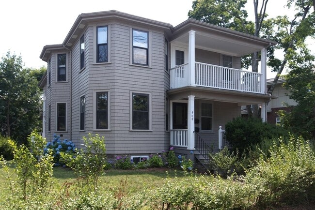508 Heath St, Unit 1