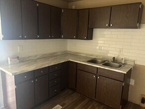 103 Melvin Dr in Sauget, IL - Building Photo - Building Photo