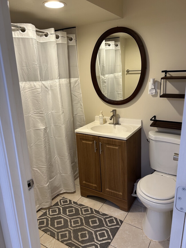 2105 Columbia Pl in Hyattsville, MD - Building Photo - Building Photo