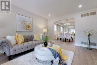 114 Mossbrook Crescent in Toronto, ON - Building Photo - Building Photo