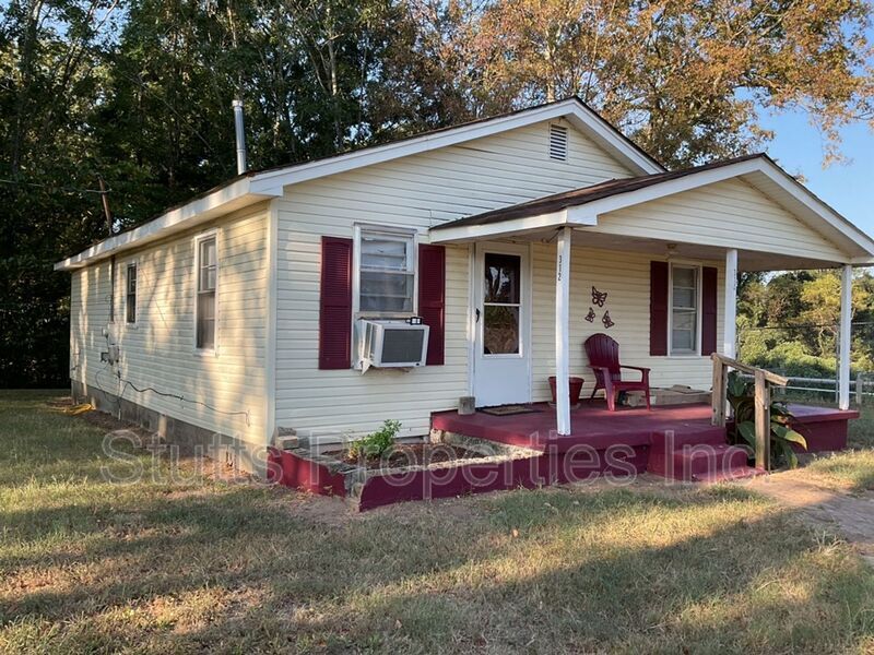 312 Goodwin Ave in Muscle Shoals, AL - Foto de edificio