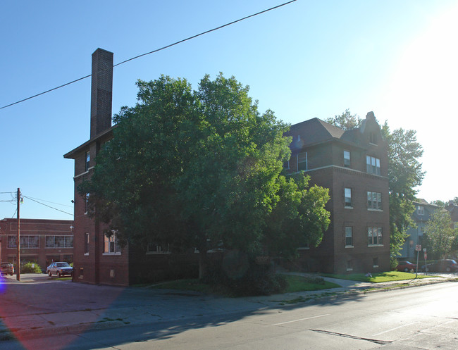 3860 Harney St in Omaha, NE - Building Photo - Building Photo