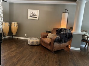 459 Rock Hall Cir in Grayslake, IL - Building Photo - Building Photo