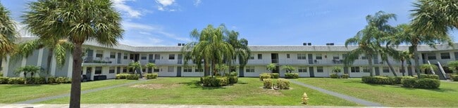 1200 S Broadway Lantana, FL 33462 in Lantana, FL - Building Photo - Building Photo