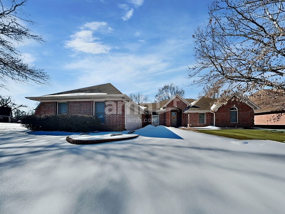 5181 Marlboro Ct in Memphis, TN - Foto de edificio