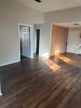 1615 Cleveland Ave in Waco, TX - Building Photo - Building Photo