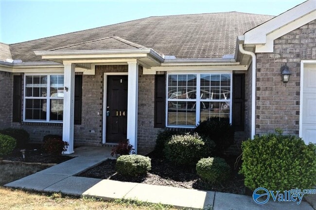 114 Bellevue Dr in Meridianville, AL - Building Photo - Building Photo