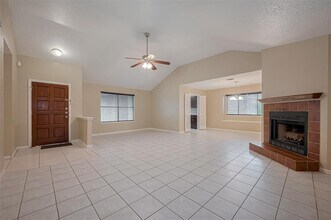 13126 Kingsmill Dr in Sugar Land, TX - Building Photo - Building Photo