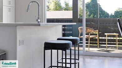 1000 Forestview Dr, Unit 5102 in Oakwood, GA - Building Photo - Building Photo