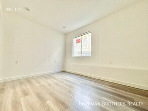 6125 1/2 Monterey Rd in Los Angeles, CA - Building Photo - Building Photo