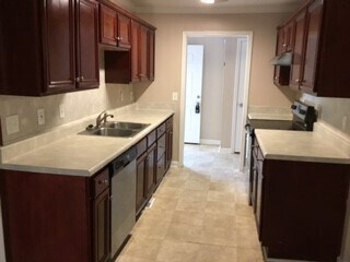 3167 Forrest Park Rd SE in Atlanta, GA - Foto de edificio - Building Photo