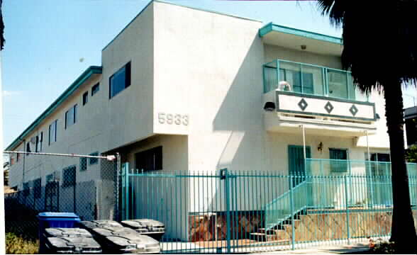 5933 Barton Ave in Los Angeles, CA - Building Photo - Building Photo