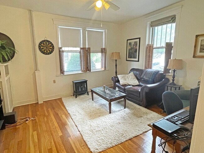 155 Strathmore Rd in Boston, MA - Building Photo - Building Photo