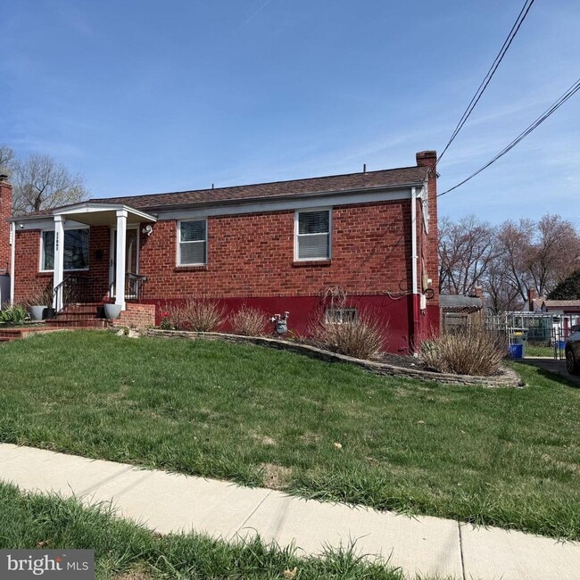 11807 Rocking Horse Rd in Rockville, MD - Building Photo - Building Photo