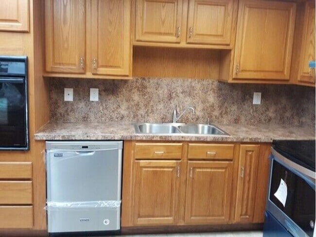 1700 NW 27th Terrace in Fort Lauderdale, FL - Building Photo - Building Photo