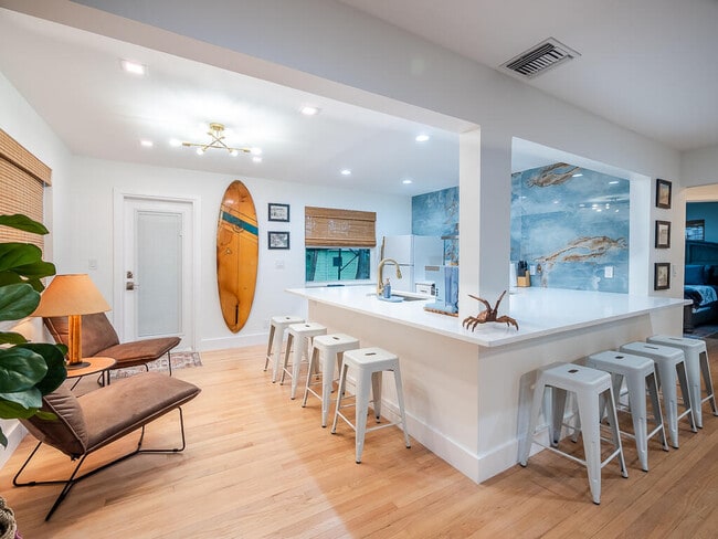 property at 418 N Palmway