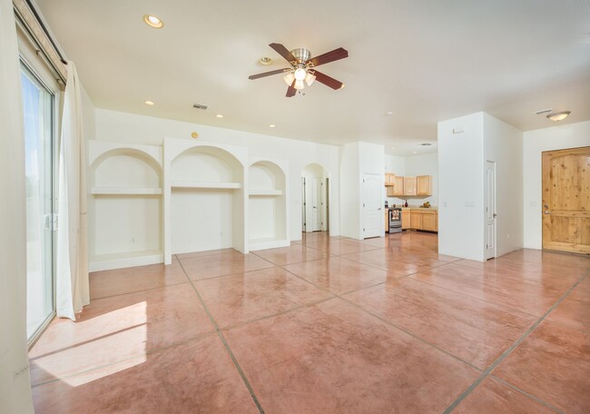 7464 E Poinciana Pl in Tucson, AZ - Foto de edificio - Building Photo