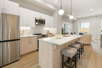 2025 W 48th Ave in Denver, CO - Building Photo - Building Photo