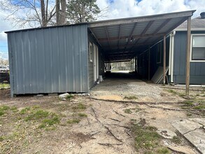 335 Bayou Dr in Channelview, TX - Building Photo - Building Photo