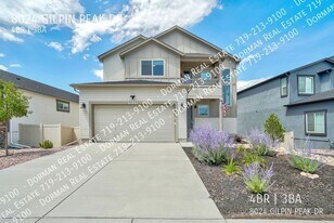 8024 Gilpin Peak Drive in Colorado Springs, CO - Building Photo