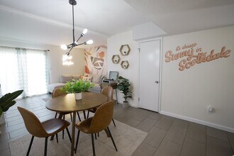 7710 E 1st Ave in Scottsdale, AZ - Building Photo - Building Photo