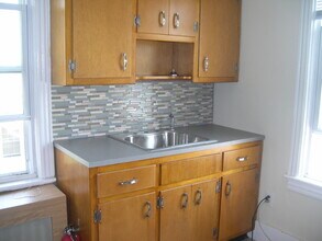 92 Chelsea Ave, Unit Second Floor in Long Branch, NJ - Building Photo - Building Photo