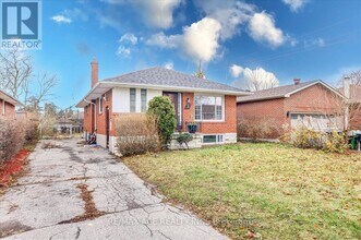3 Annaree Dr in Toronto, ON - Building Photo - Building Photo