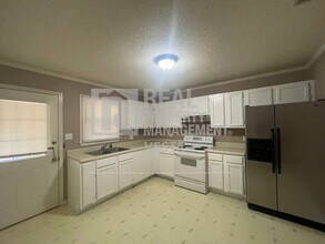 4475 Azalea Dr in Macon, GA - Building Photo - Building Photo