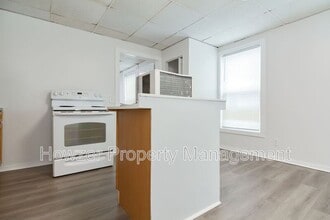 109 Green St in Brockton, MA - Building Photo - Building Photo