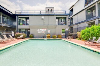 2020 S Congress Ave in Austin, TX - Building Photo - Building Photo