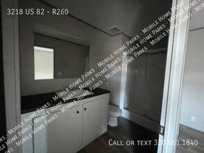 3218 OH-82 in Mantua, OH - Foto de edificio - Building Photo