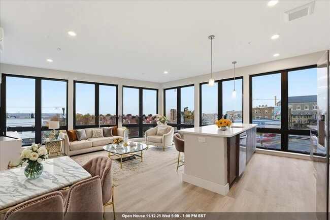 property at 3516 KENNEDY Blvd