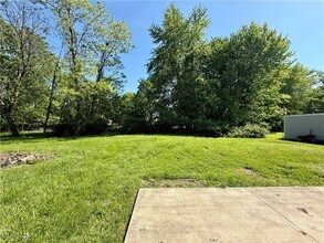 19137 Westwood Dr in Strongsville, OH - Foto de edificio - Building Photo