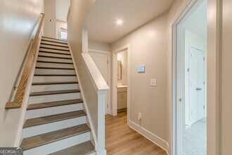 1391 Cozy Ct. SE in Atlanta, GA - Foto de edificio - Building Photo