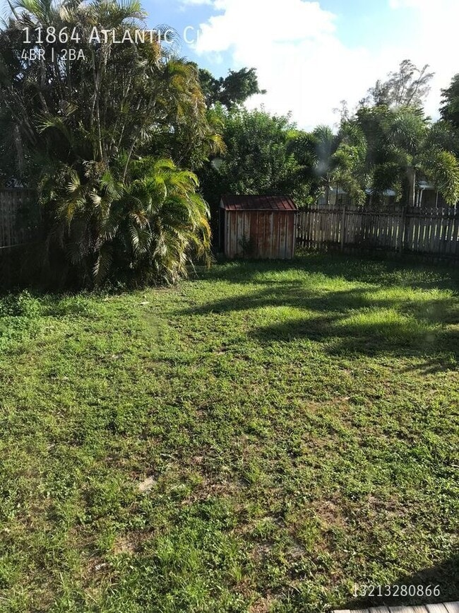11864 Atlantic Cir in Boca Raton, FL - Building Photo - Building Photo