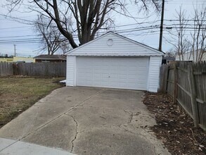 19174 Centralia in Redford, MI - Building Photo - Building Photo