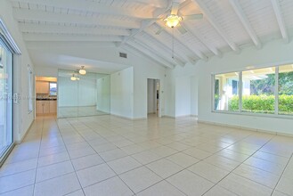 5400 Orduna Dr in Coral Gables, FL - Building Photo - Building Photo