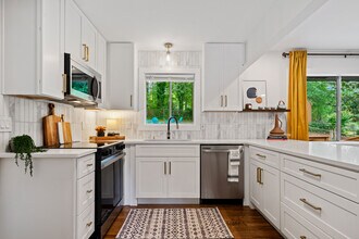 3964 Gretna Green Dr in Decatur, GA - Building Photo - Building Photo