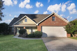 810 Windlass Cove in Brandon, MS - Building Photo