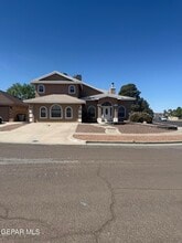 12000 Ivory Gate Way in El Paso, TX - Building Photo - Building Photo