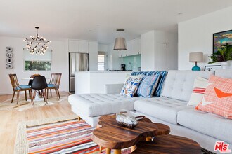 3118 21ST St in Santa Monica, CA - Foto de edificio - Building Photo