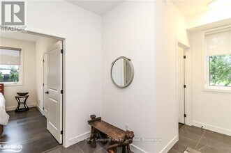 12 Beausoleil Ln in Blue Mountains, ON - Building Photo - Building Photo