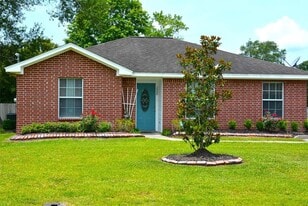 1308 Shell Ave