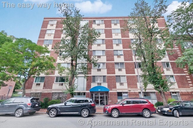 287 Harvard St, Unit #43